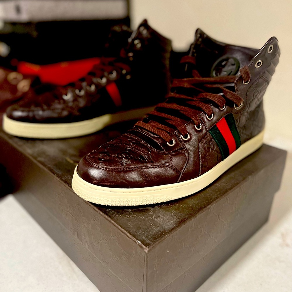 Size 11 casual Gucci shoes